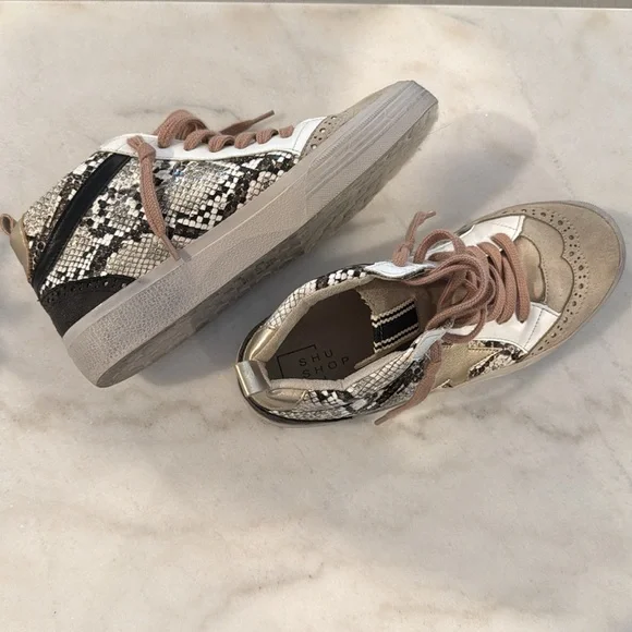 High top sneakers - Picture 4 of 4